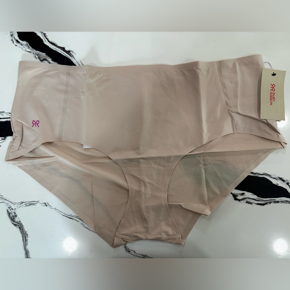 Ruby Ribbon Sculpting Brief in Pale